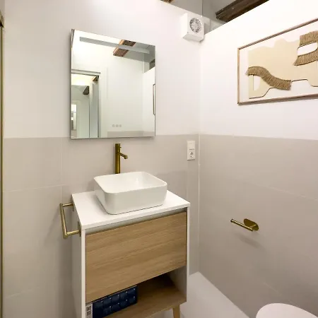 شقة Market - Ciutat Vella, Exclusively For Families - Mid-term