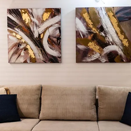 Market - Ciutat Vella, Exclusively For Families - Mid-term Apartment *