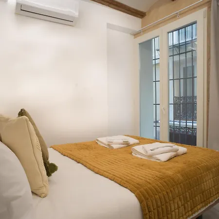 Market - Ciutat Vella, Exclusively For Families - Mid-term Valencia