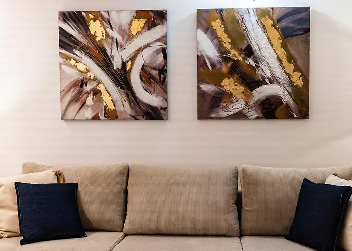 Market - Ciutat Vella, Exclusively For Families - Mid-term Apartment *